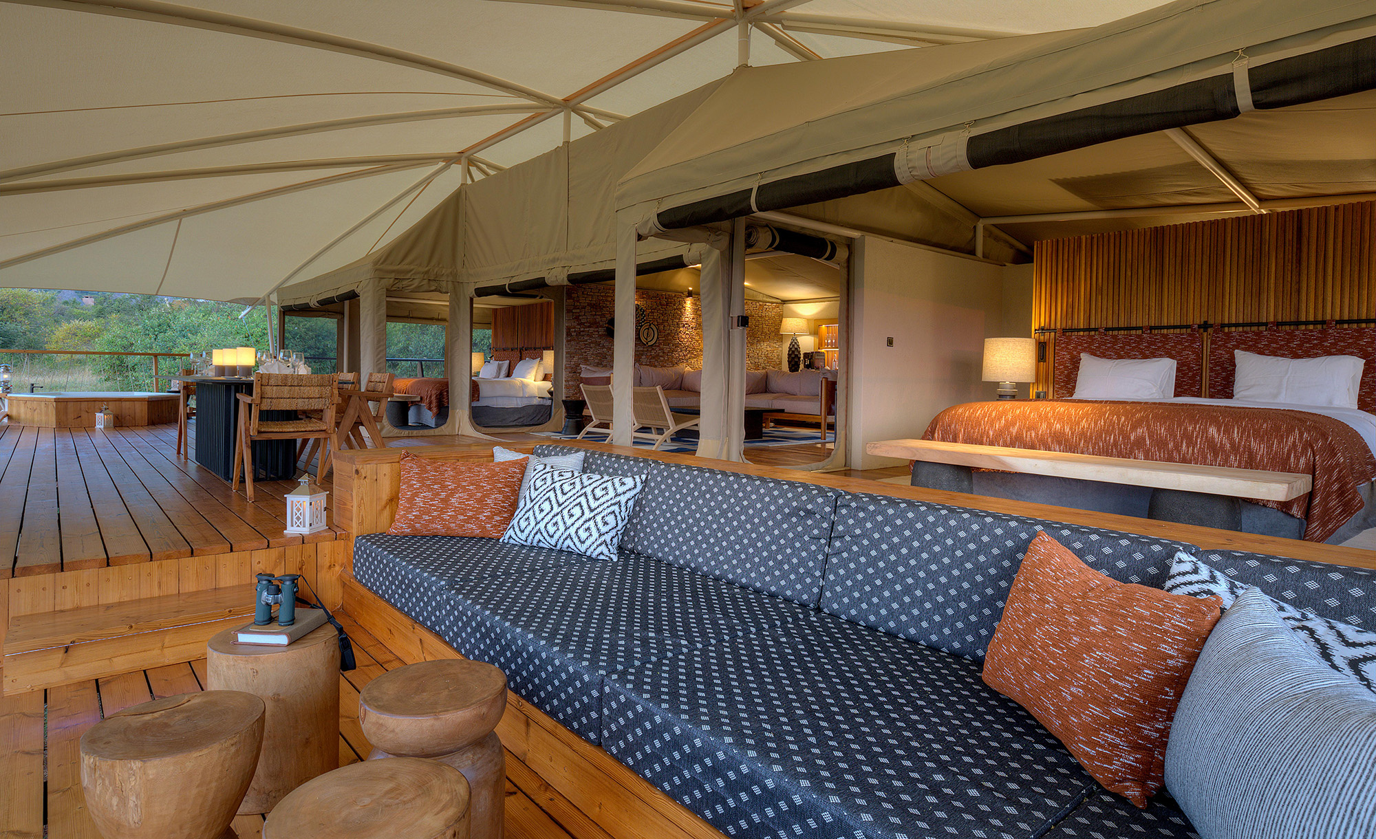 resort room sunken lounge